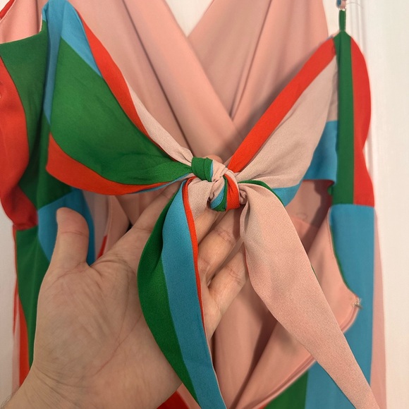 Colorblock Lulu’s tieback sundress - Picture 3 of 5